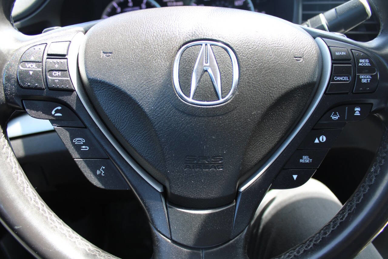 Used 2017 Acura ILX FWD image 14