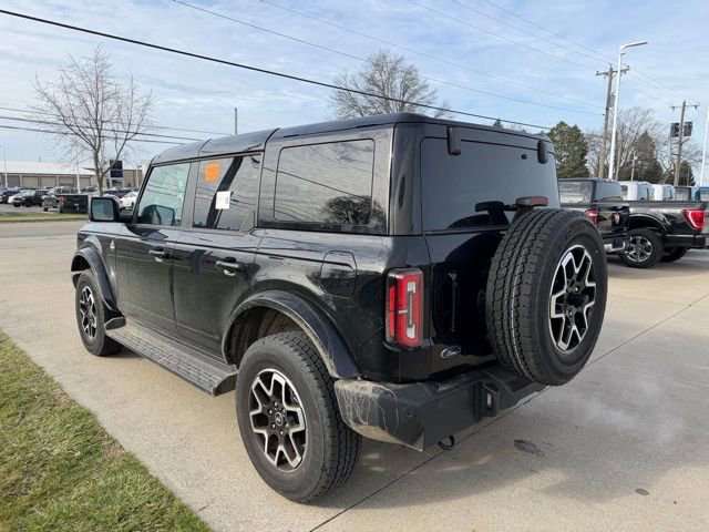 Used 2025 Ford Bronco Outer Banks image 5