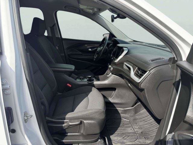 Used 2022 GMC Terrain SLE w/ Driver Convenience Package FWD image 61