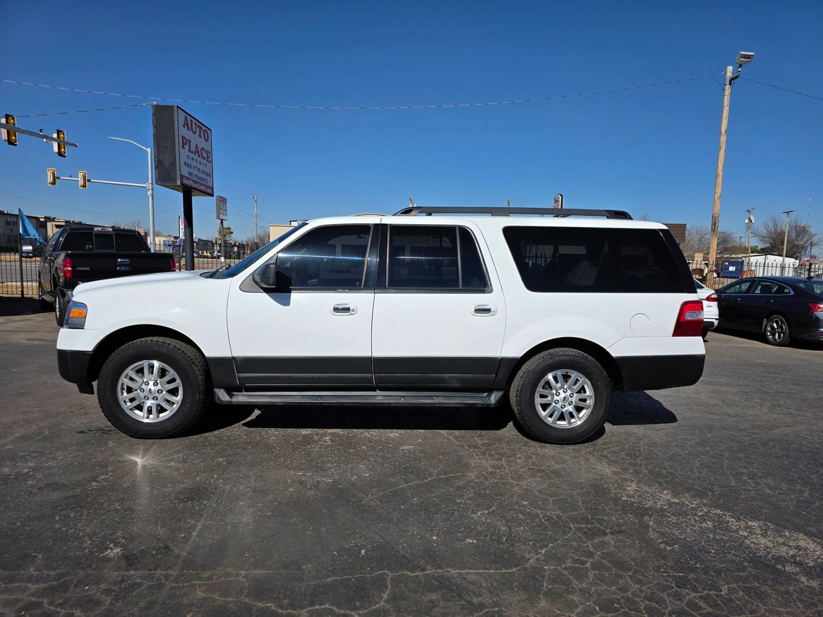 Used 2014 Ford Expedition EL XL RWD image 23