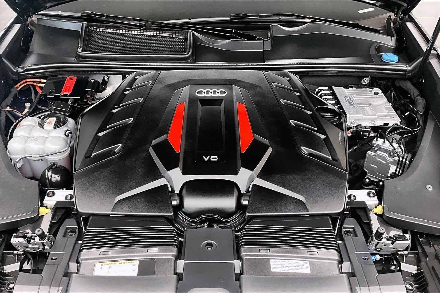 Certified 2023 Audi SQ8 Premium Plus AWD/4WD image 29