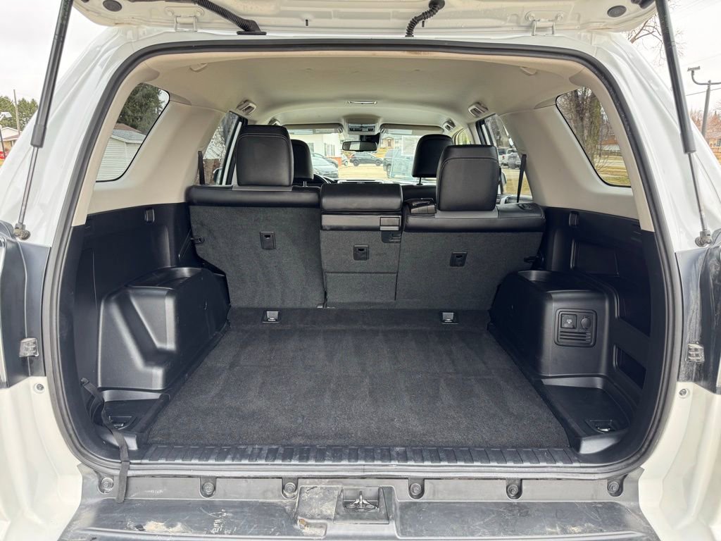 Used 2024 Toyota 4Runner SR5 Premium image 7