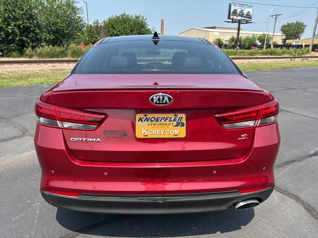 Used 2018 Kia Optima S w/ Panoramic Sunroof Package FWD image 4
