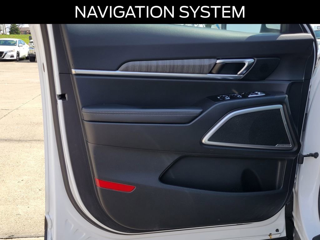Used 2024 Kia Telluride EX w/ EX Captain's Chair Package image 20