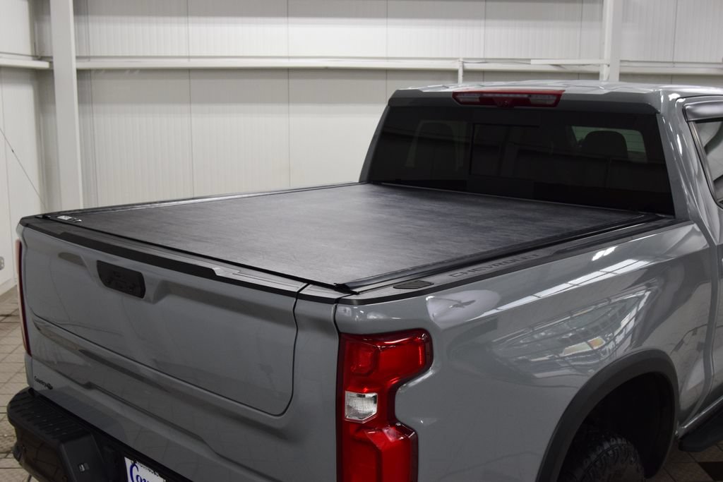 Used 2024 Chevrolet Silverado 1500 ZR2 w/ Technology Package AWD/4WD image 29