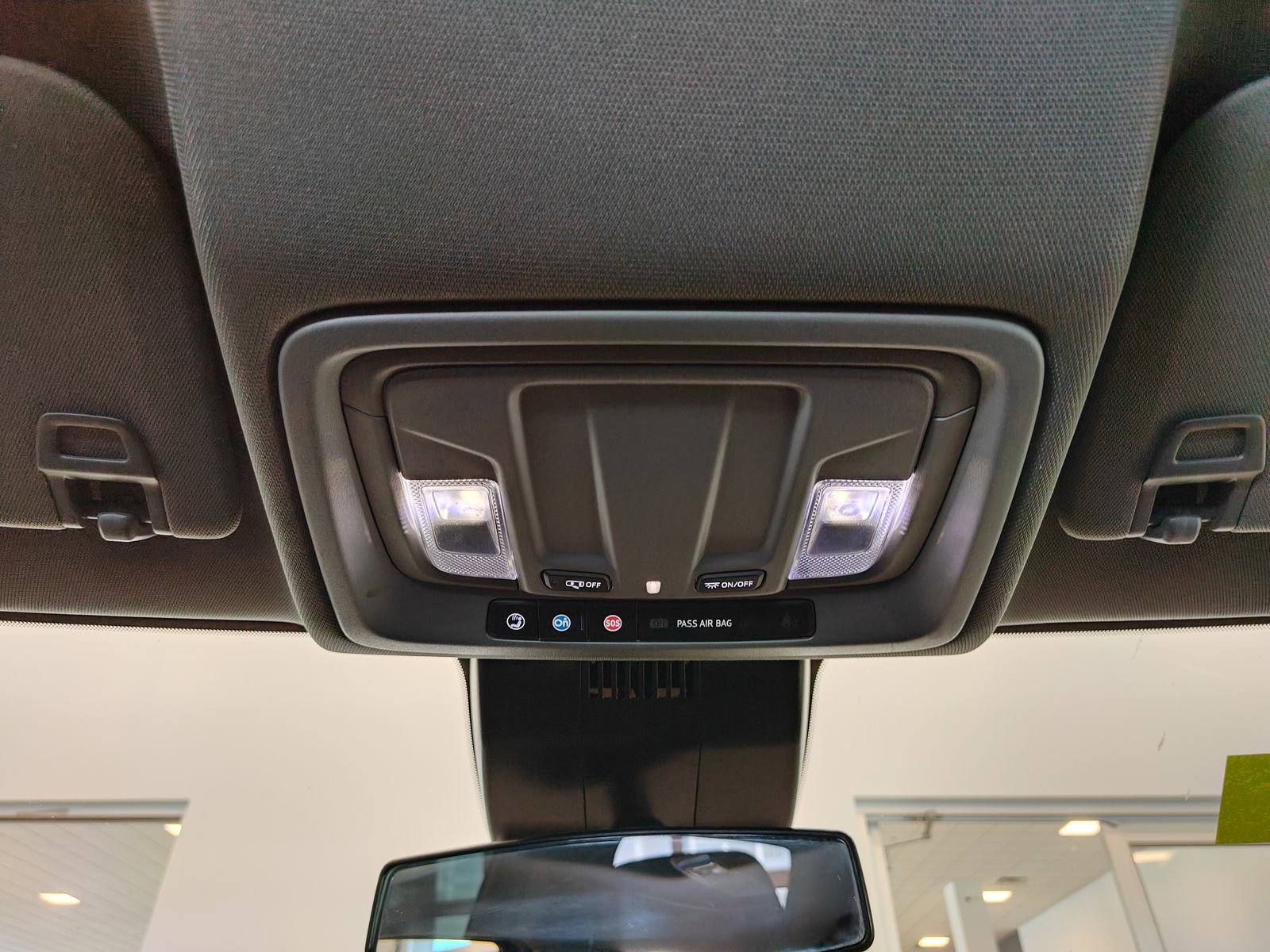 Used 2025 Chevrolet Silverado 1500 LT image 27