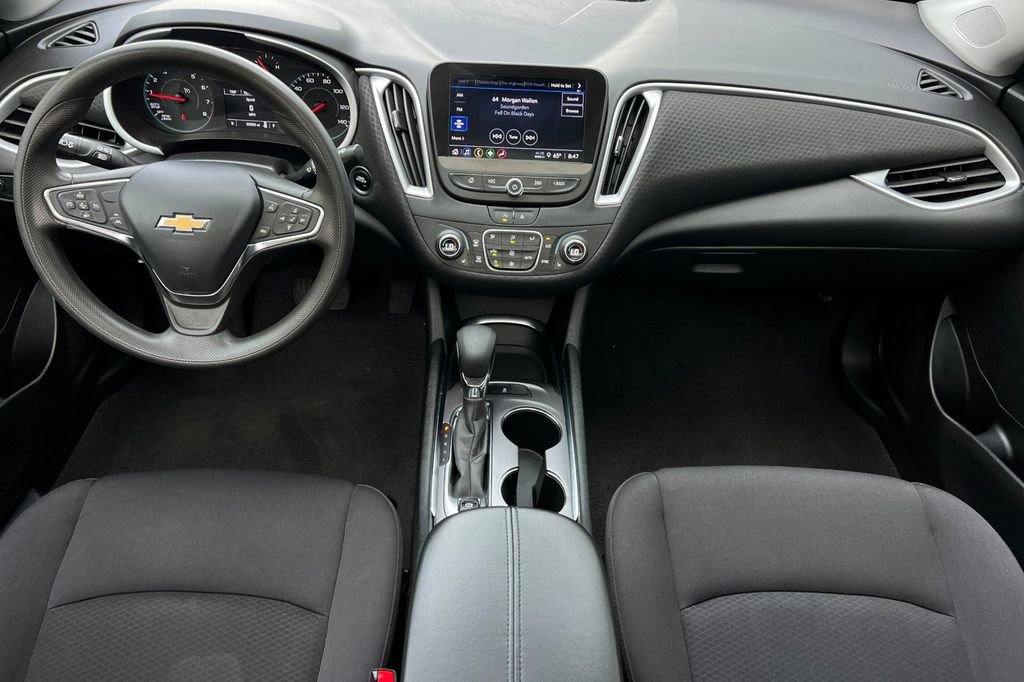 Used 2023 Chevrolet Malibu LT FWD image 13