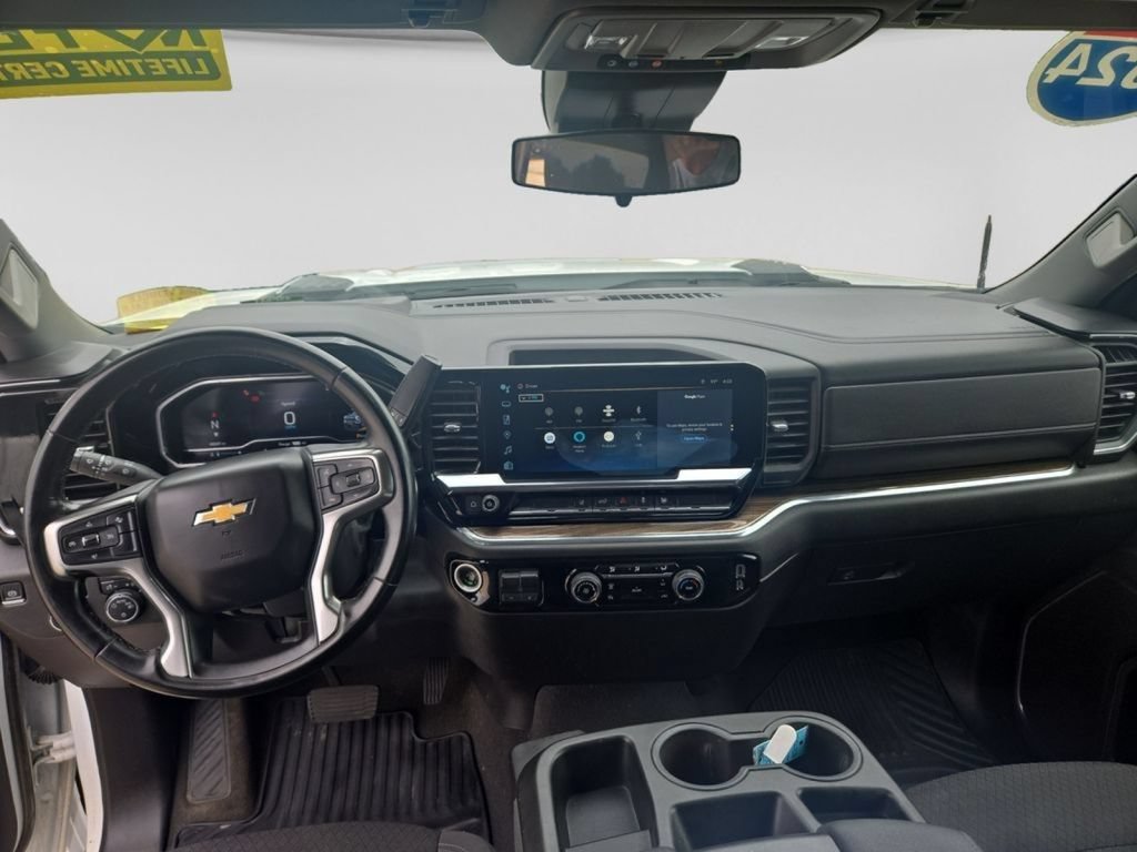Used 2024 Chevrolet Silverado 2500 LT AWD/4WD image 25