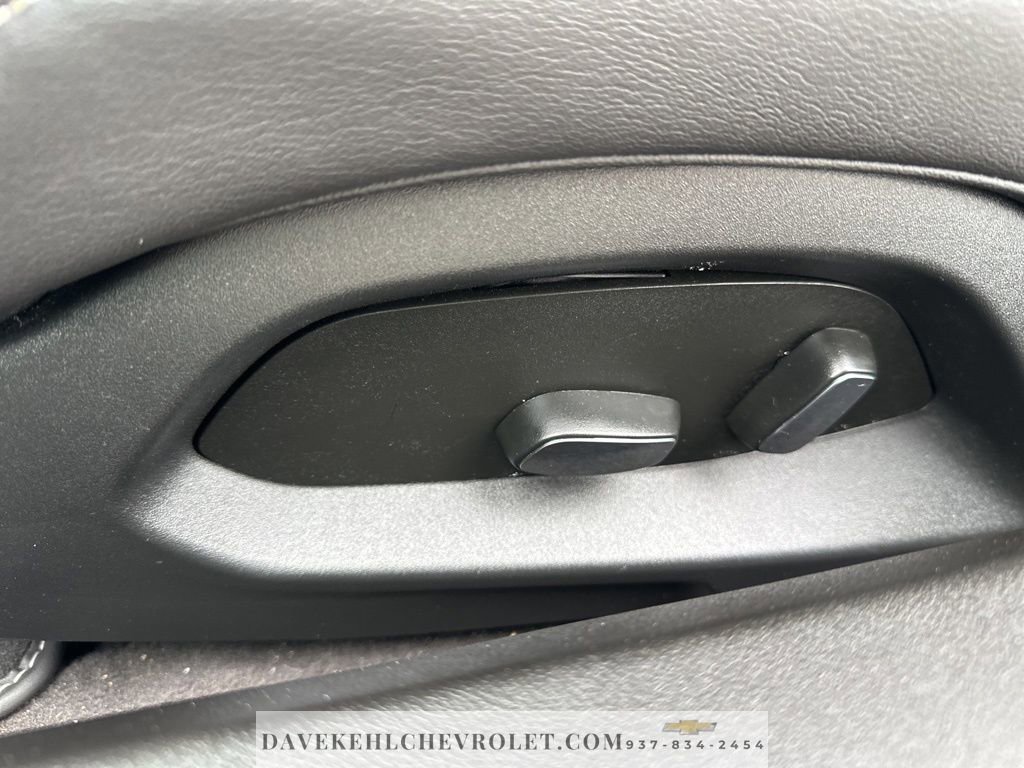 Used 2025 Chevrolet Corvette Stingray Coupe w/ 1LT image 12