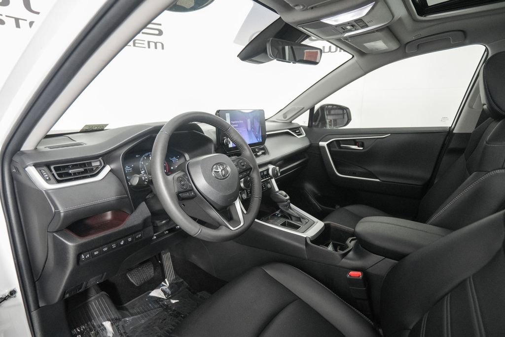 Used 2024 Toyota RAV4 Limited w/ Advanced Technology Package image 10