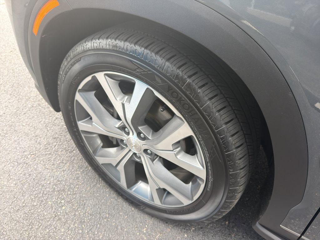 Used 2022 Hyundai Palisade SEL w/ 8P Bench Seat Package FWD image 5