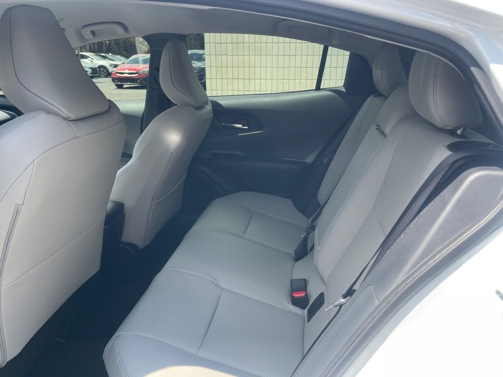 Used 2026 Toyota Prius XLE FWD image 13