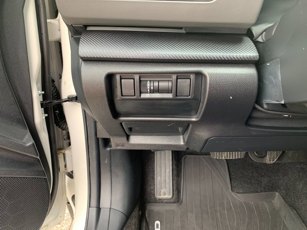 Used 2024 Subaru Crosstrek 2.5i Limited w/ Crosstrek Mirror Package AWD/4WD image 34