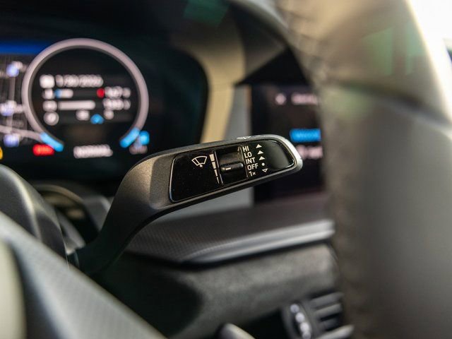 Used 2025 Porsche 911 Carrera 4 GTS image 37