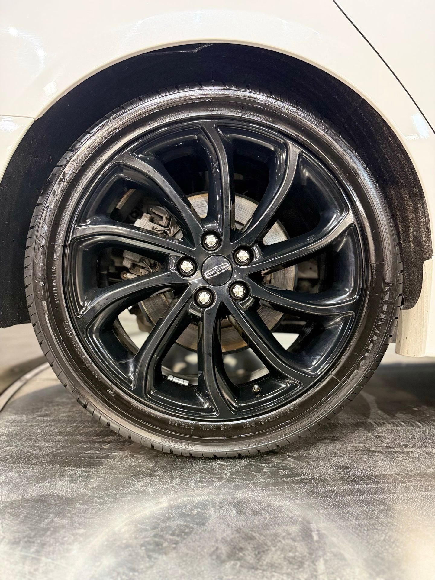 Used 2020 Lincoln MKZ Reserve w/ Monochromatic Package image 15