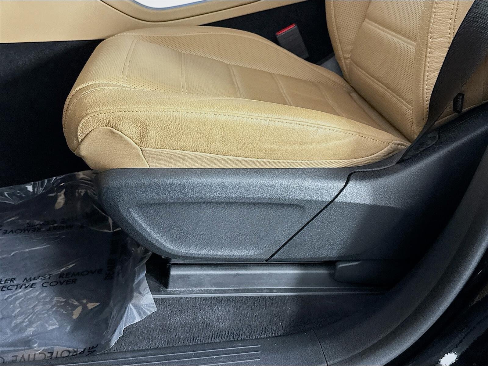 Used 2024 Mercedes-Benz GLS 580 4MATIC image 22