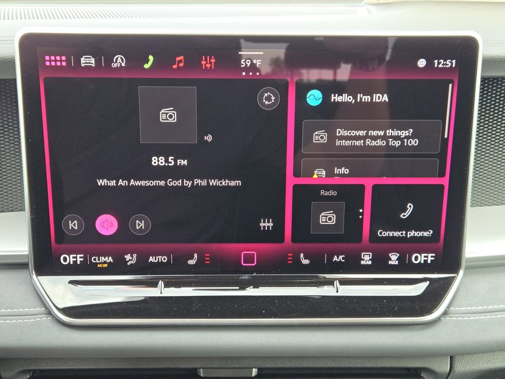 New 2026 Volkswagen Tiguan SE R-Line image 14