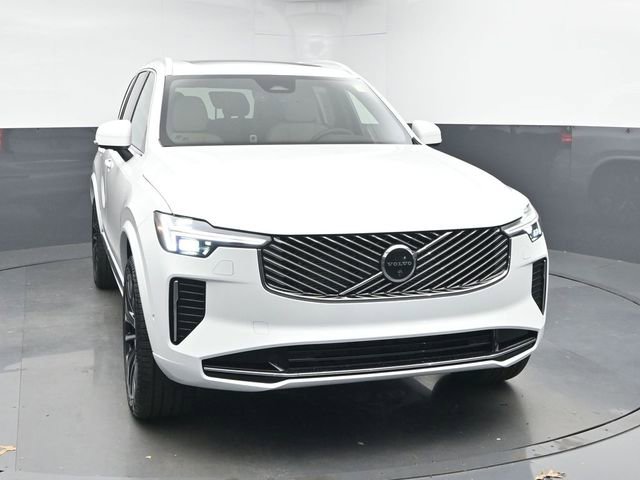 New 2026 Volvo XC90 B6 Plus image 2