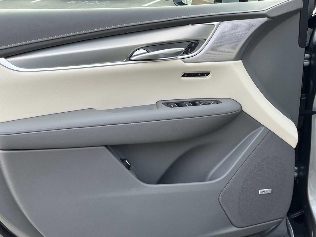 New 2026 Cadillac XT5 Premium Luxury w/ Driver Assist Package FWD image 23
