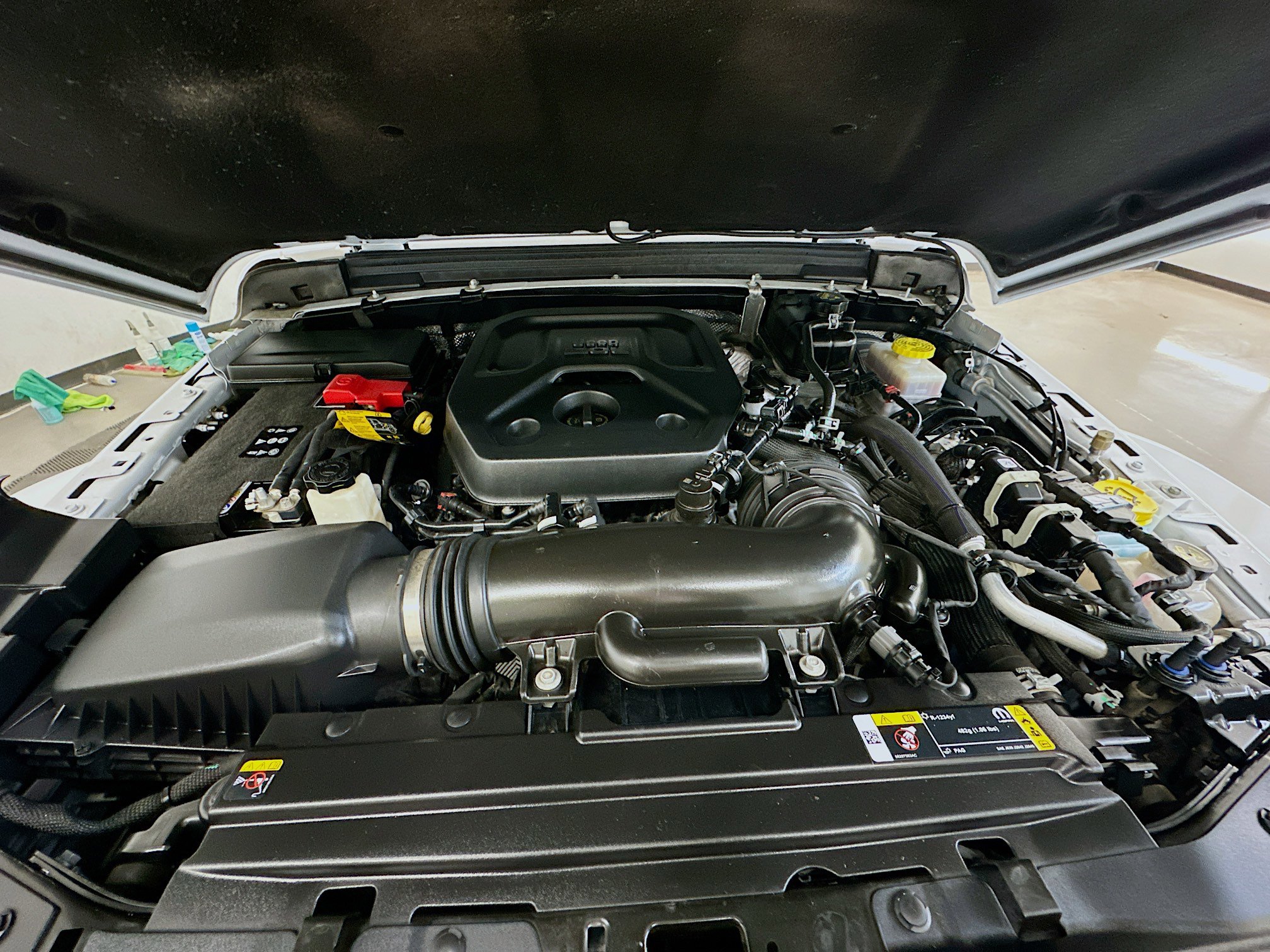 Used 2025 Jeep Wrangler Sahara image 33