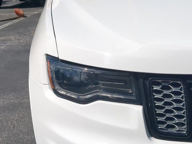 Used 2022 Jeep Grand Cherokee Laredo X RWD image 10
