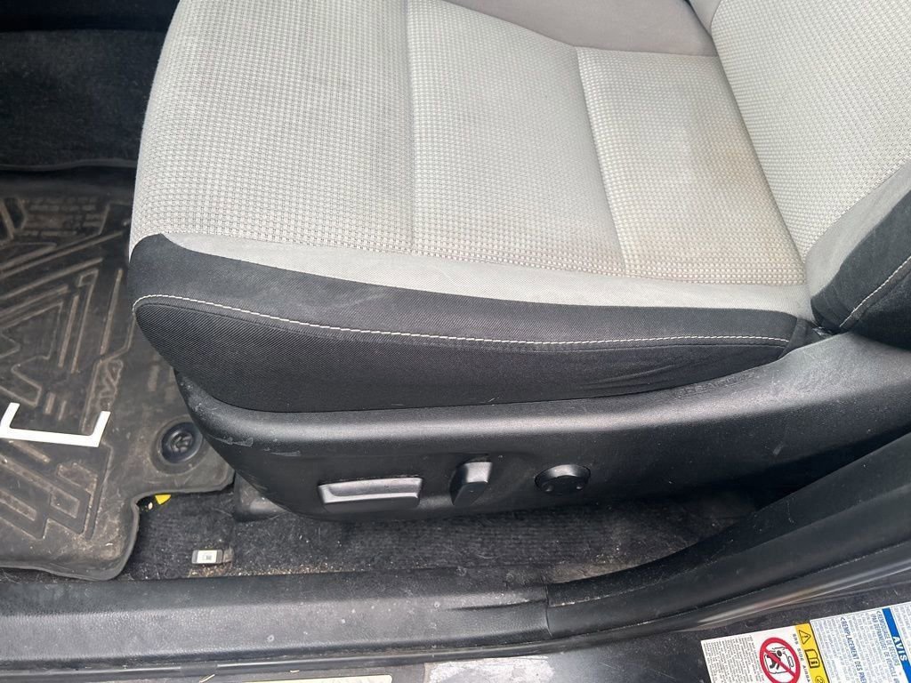 Used 2018 Toyota RAV4 Adventure image 20