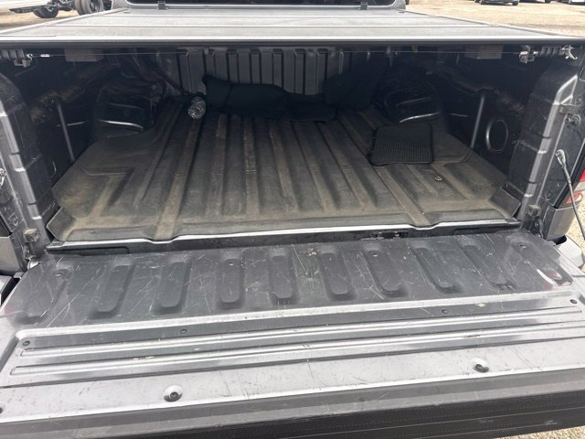 Used 2023 Nissan Frontier SV RWD image 11