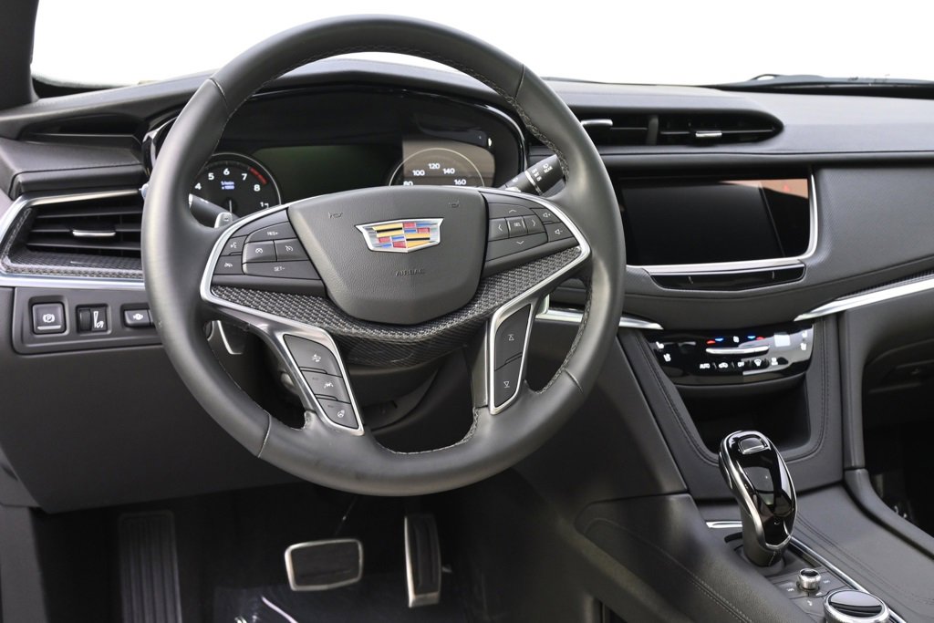 New 2025 Cadillac XT5 Sportv w/ Technology Package image 12