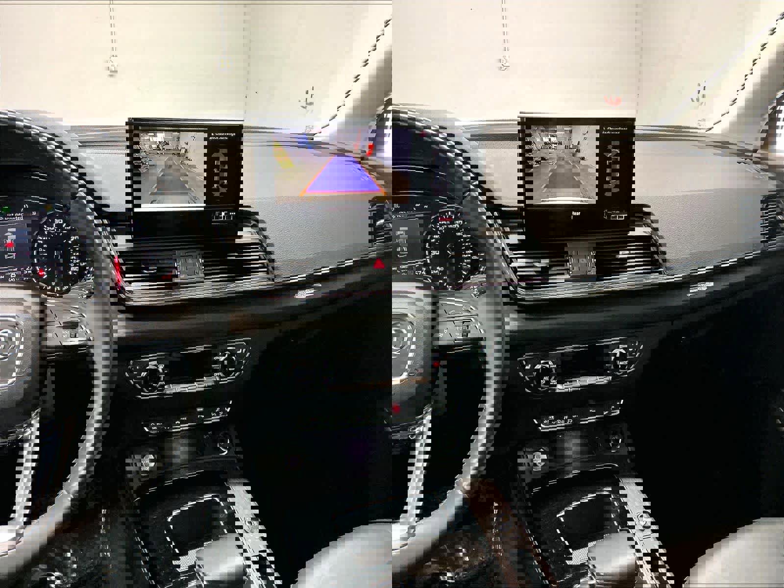 Used 2023 Audi Q5 2.0T Premium w/ Convenience Package image 9