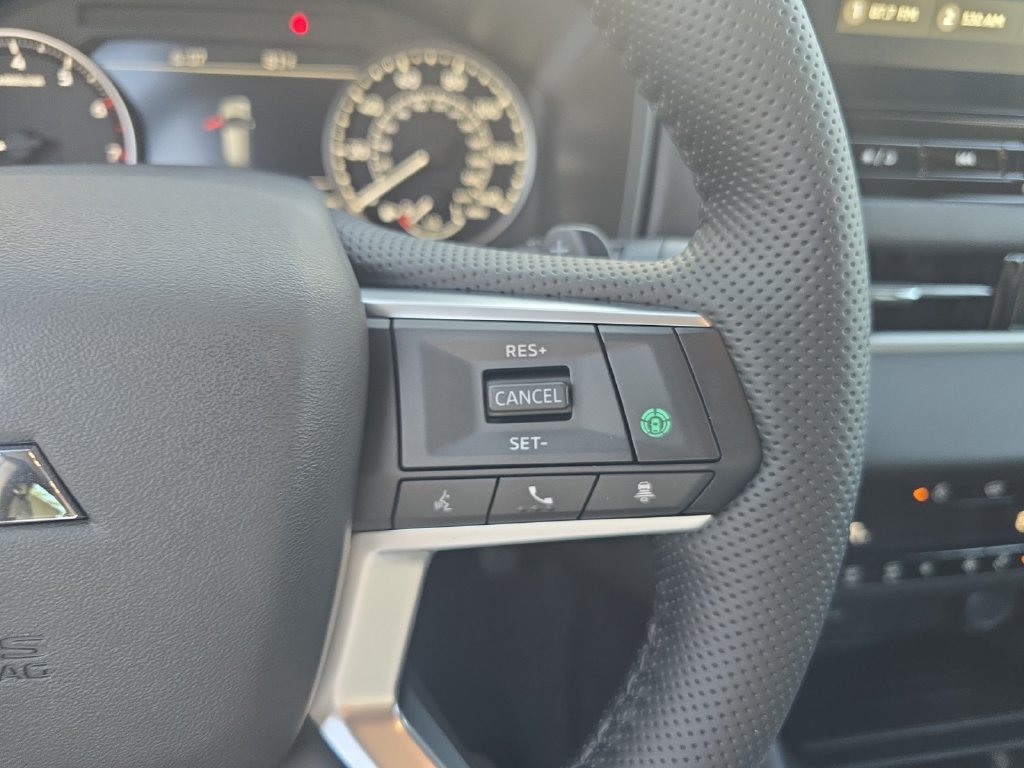 New 2026 Mitsubishi Outlander SE AWD/4WD image 37