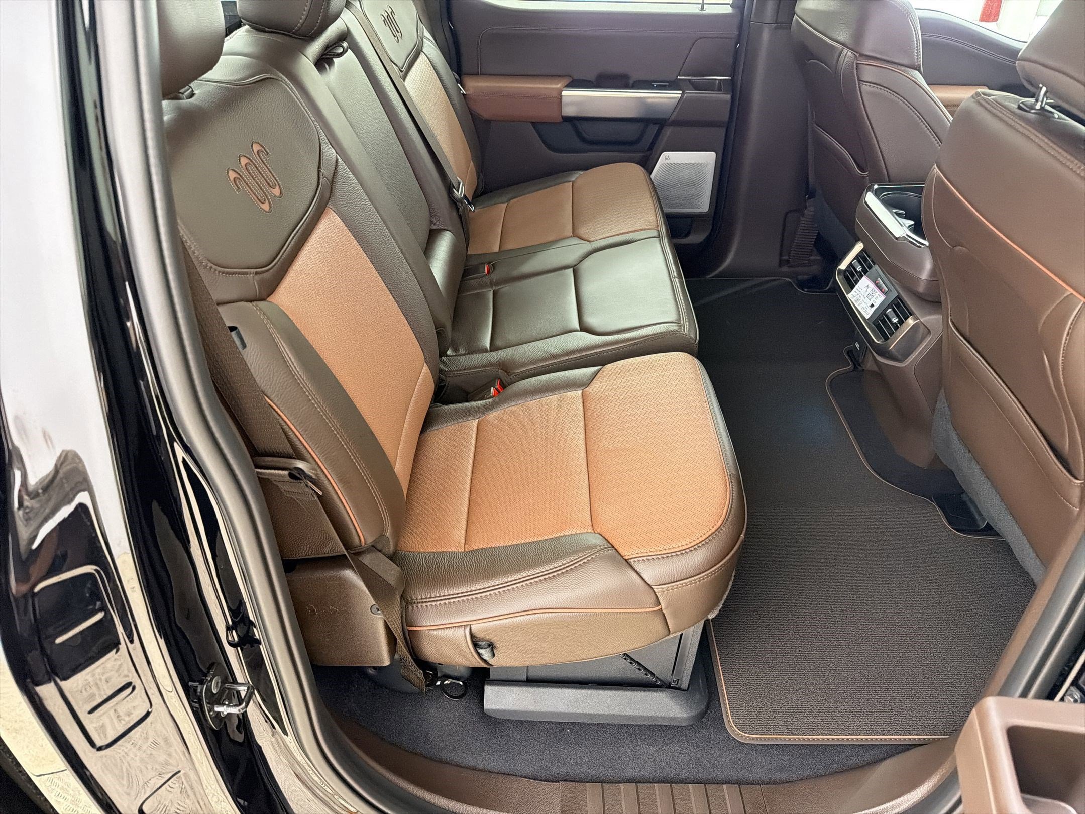 New 2026 Ford F150 King Ranch w/ Equipment Group 601A High image 27