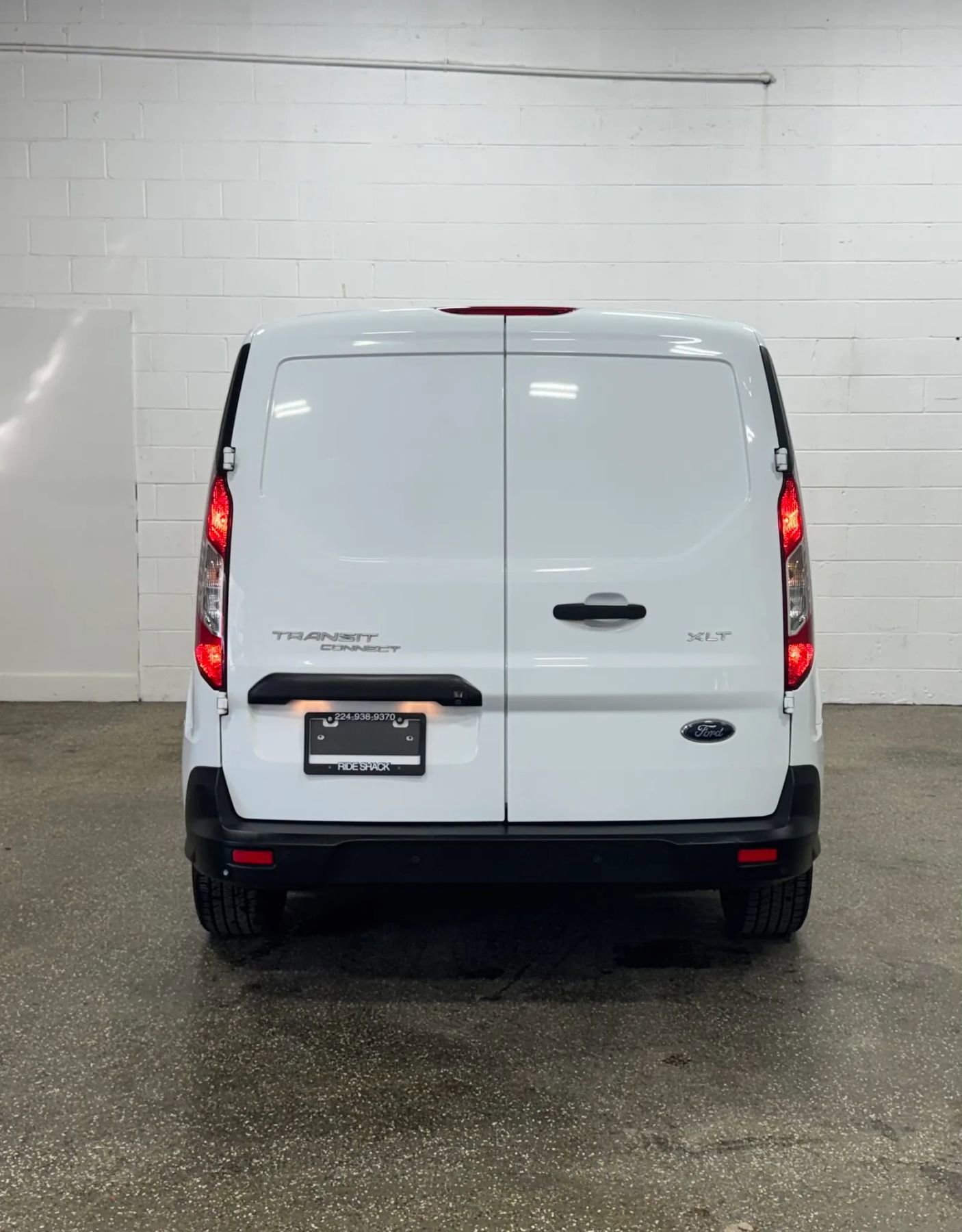 Used 2019 Ford Transit Connect XLT image 4