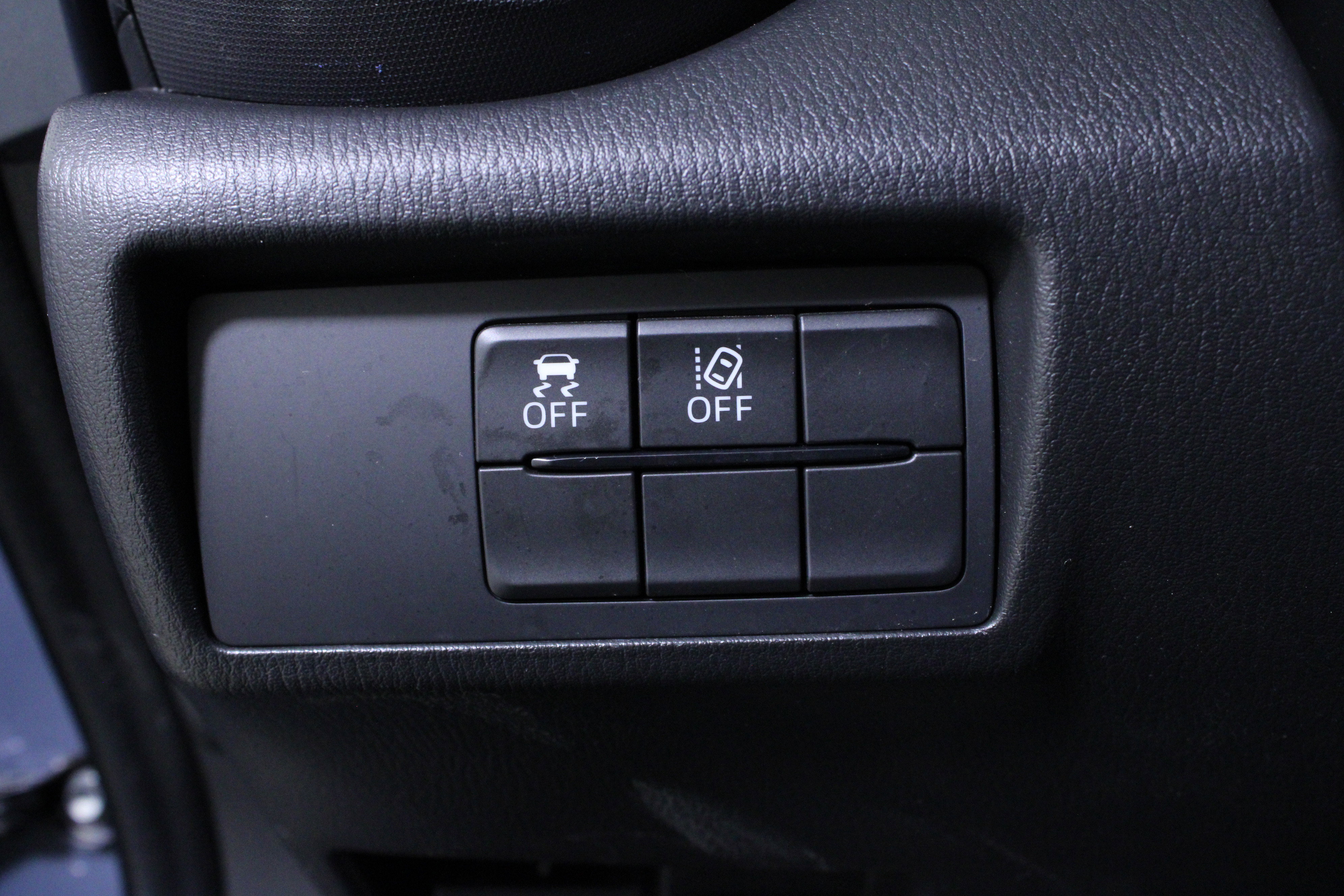 Used 2021 MAZDA MX-5 Miata RF Club image 23