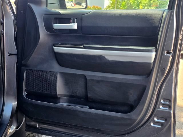 Used 2020 Toyota Tundra SR5 w/ SR5 Upgrade Package AWD/4WD image 42
