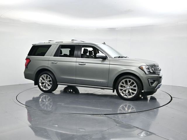 Used 2019 Ford Expedition Platinum AWD/4WD image 3