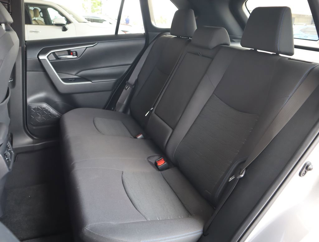 Used 2023 Toyota RAV4 SE AWD/4WD image 25