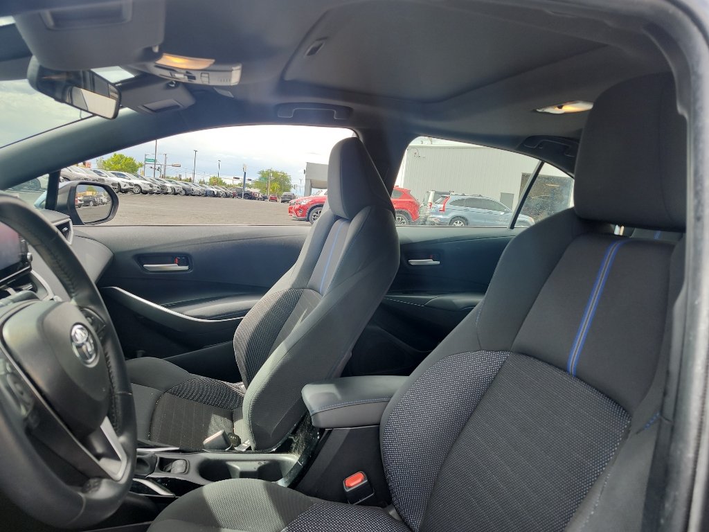 Used 2020 Toyota Corolla SE w/ SE Premium Package FWD image 16