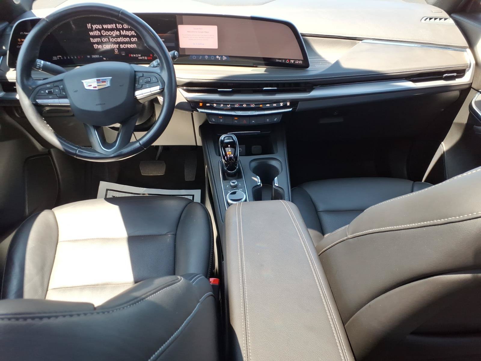 Certified 2024 Cadillac XT4 Premium Luxury AWD/4WD image 18