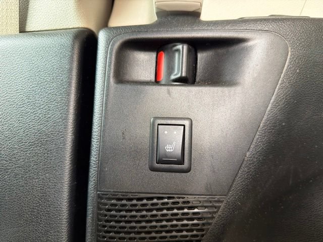 Used 2017 Chrysler Pacifica Touring-L Plus w/ Advanced Safetytec Group FWD image 22