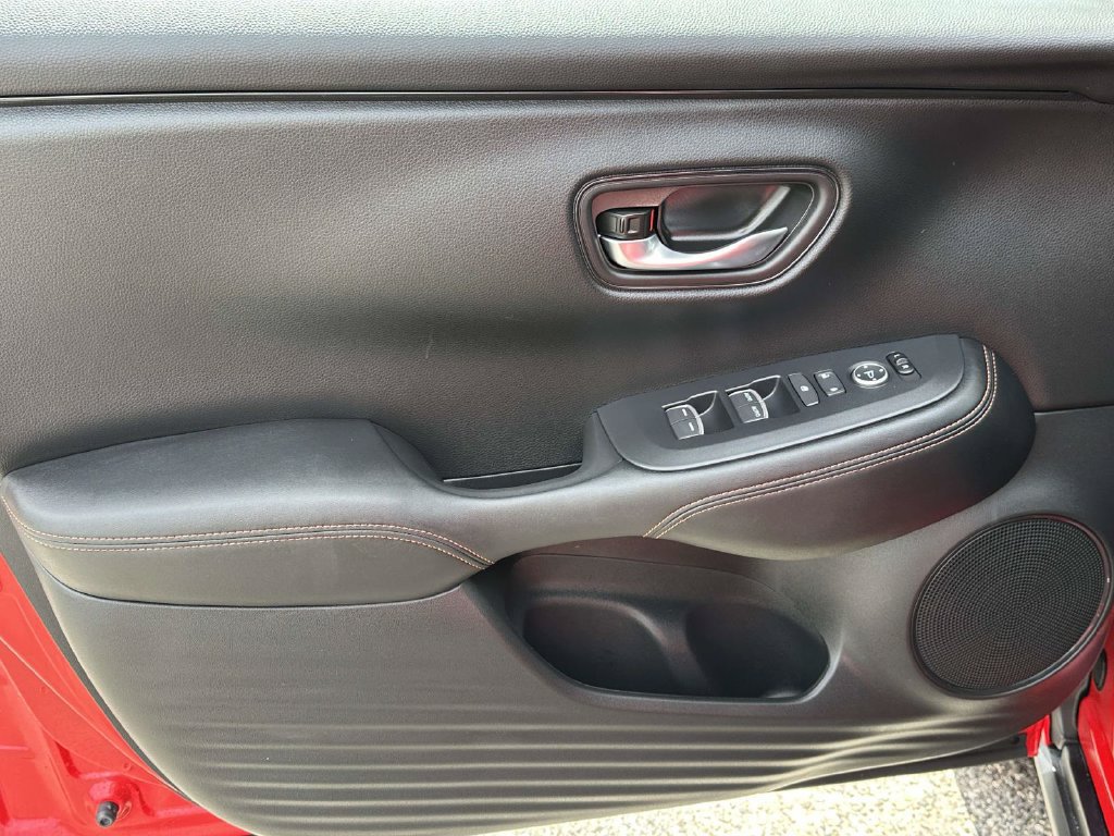 Certified 2025 Honda HR-V Sport image 13