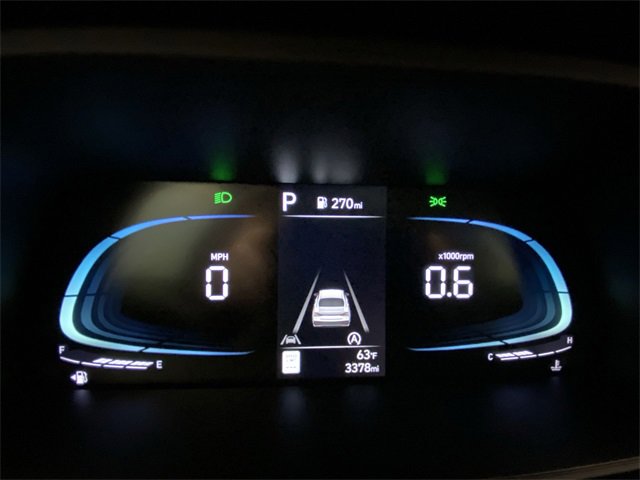 Certified 2025 Hyundai Elantra SE w/ Cargo Package image 15