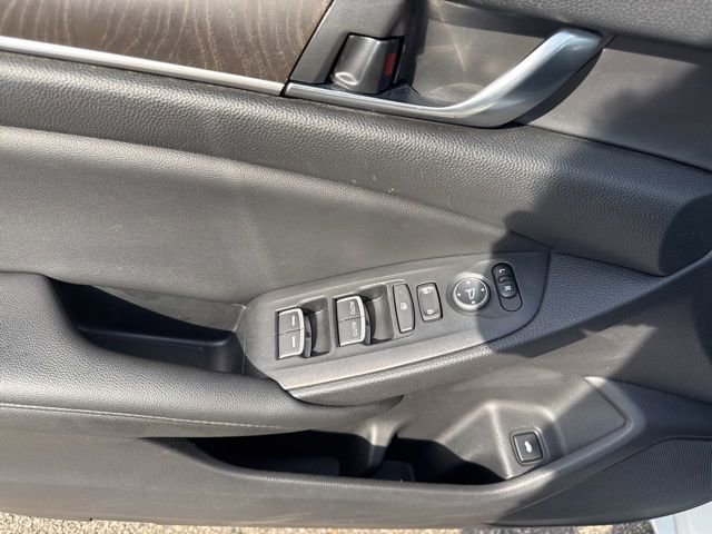 Certified 2021 Honda Accord EX image 18