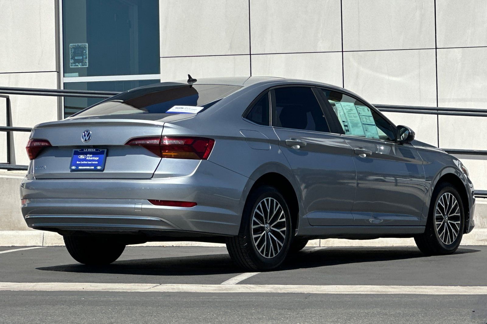 Used 2019 Volkswagen Jetta SE image 3