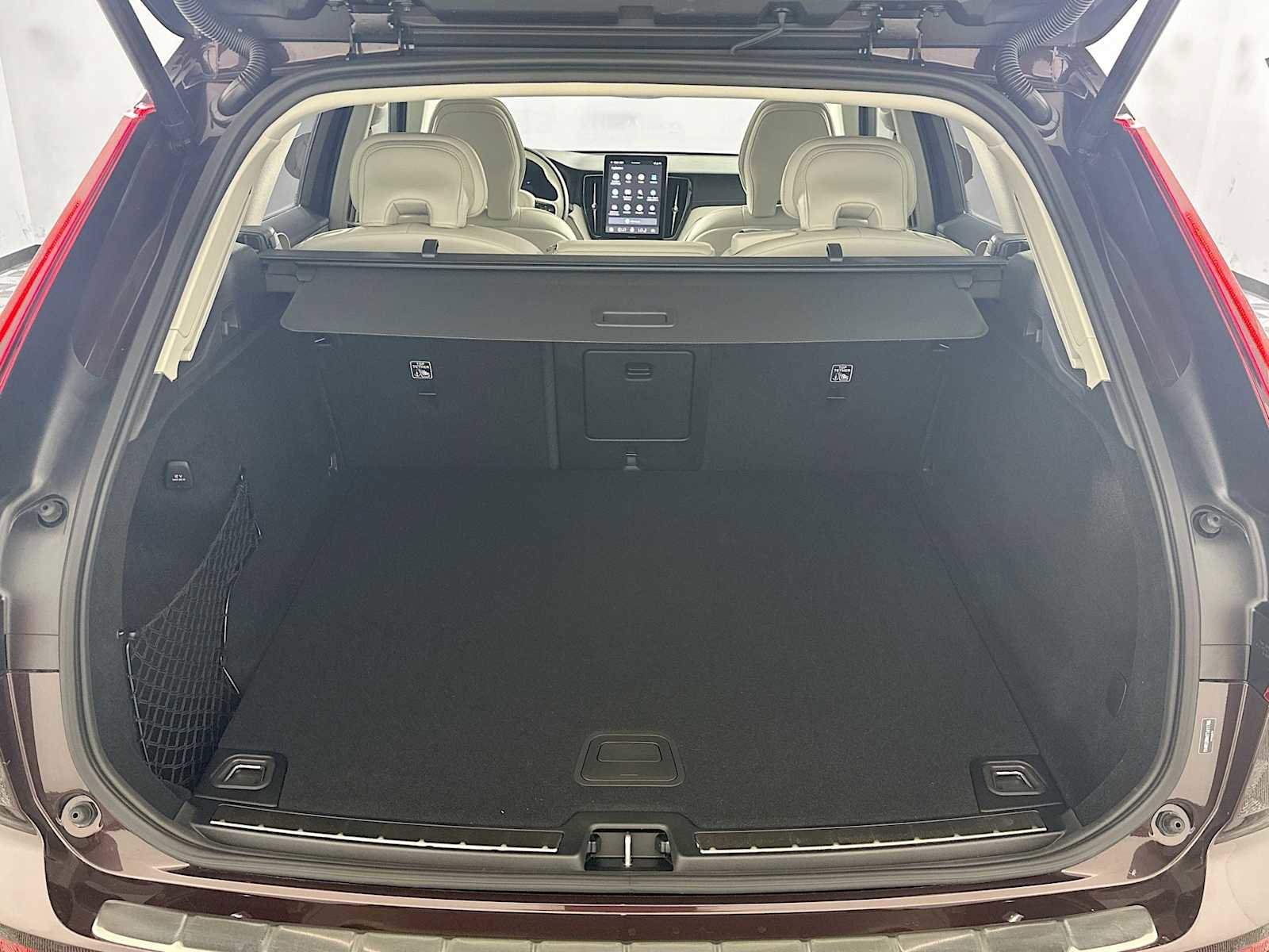 New 2026 Volvo XC60 B5 Ultra w/ Climate Package PRO AWD/4WD image 24