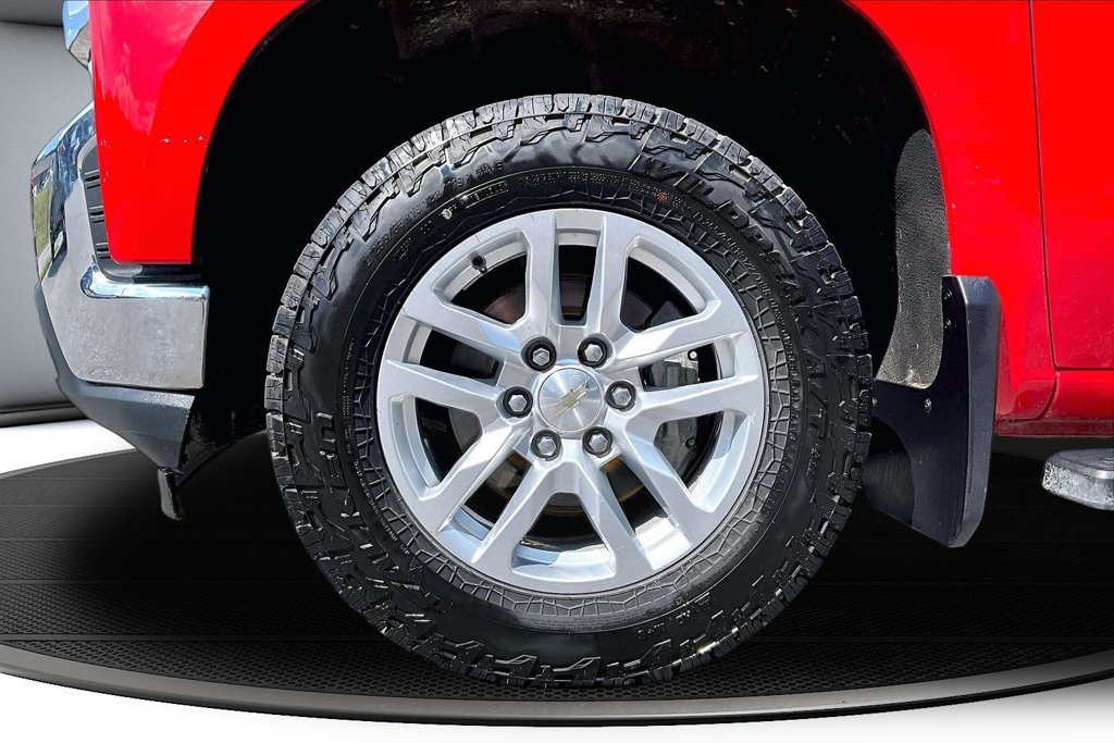 Used 2021 Chevrolet Silverado 1500 LT AWD/4WD image 35