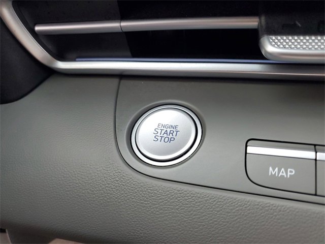 Used 2024 Hyundai Elantra SEL image 24