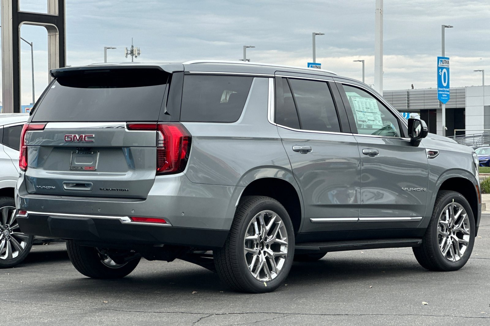 New 2026 GMC Yukon Elevation image 5