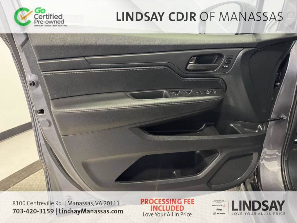 Used 2023 Honda Odyssey EX-L image 16