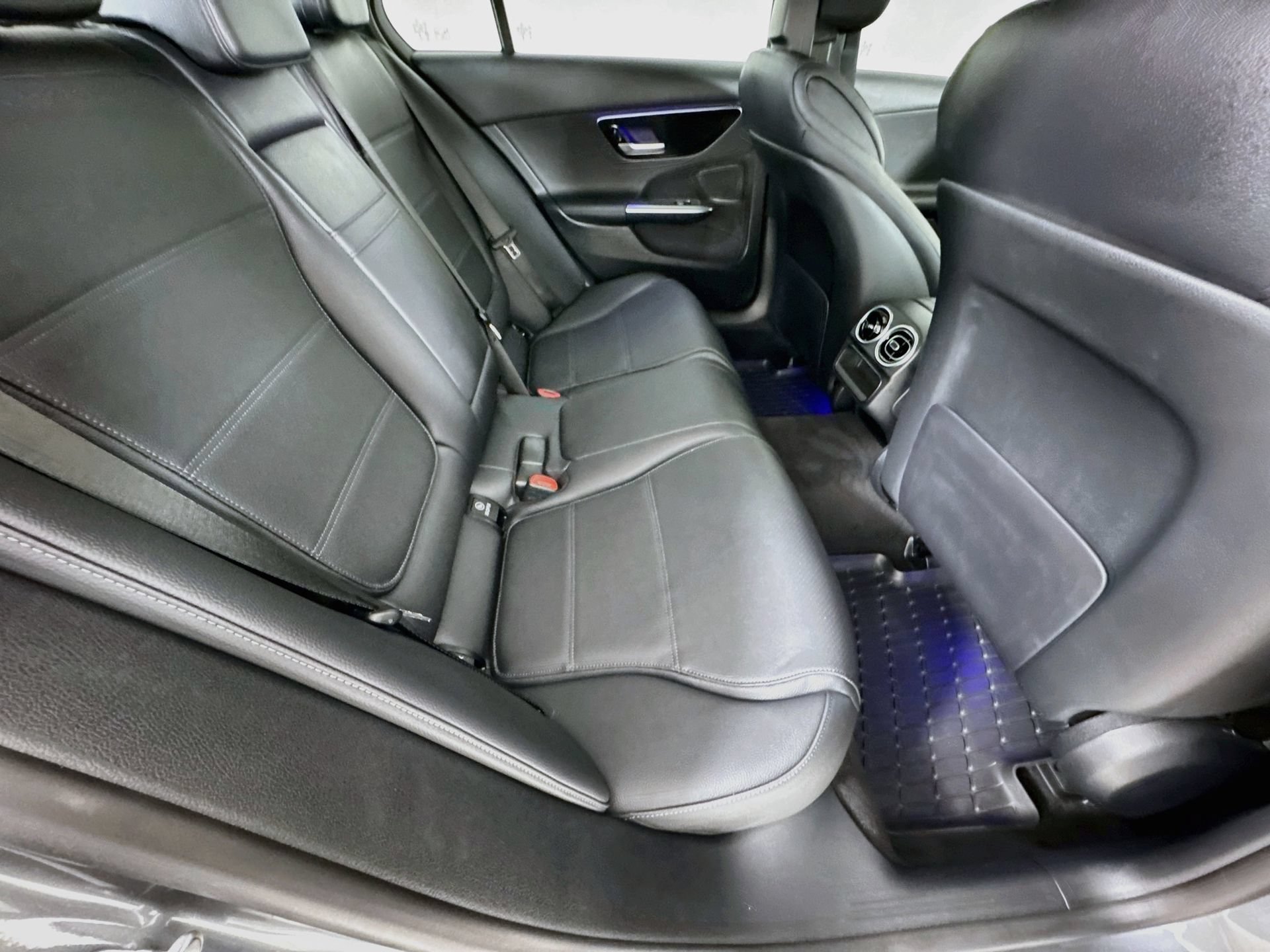 Certified 2025 Mercedes-Benz C 300 Sedan image 28
