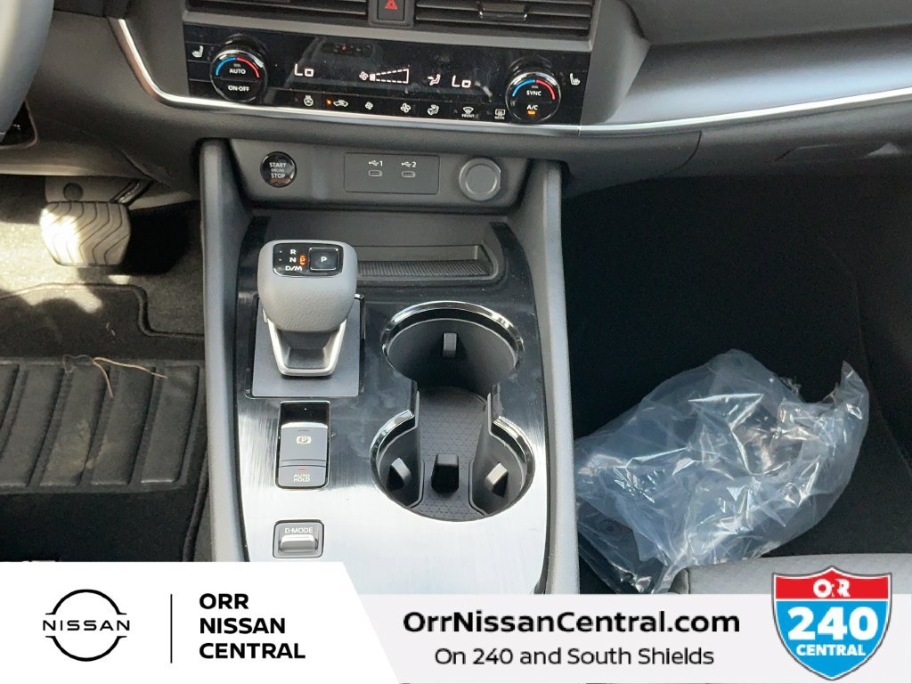 New 2027 Nissan Rogue Dark Armor FWD image 25